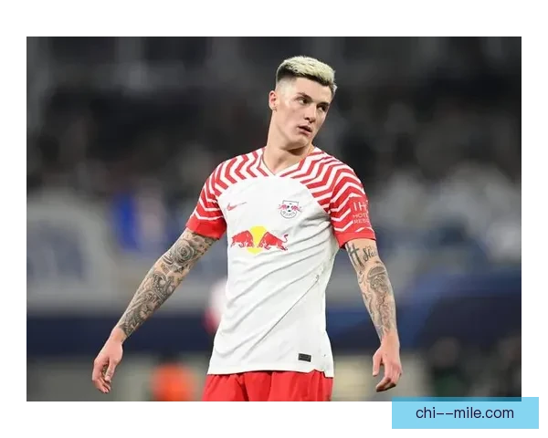 塞斯科德甲客场梅开二度展现锋线实力与射手风采